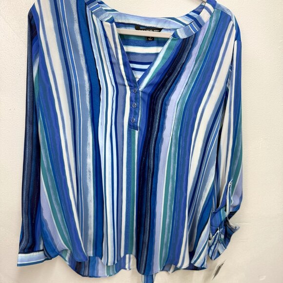 ZAC & RACHEL Woman, Blue and White Striped Blouse, NWT, 1X - Picture 5 of 7